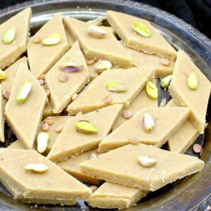 Badaam Katli